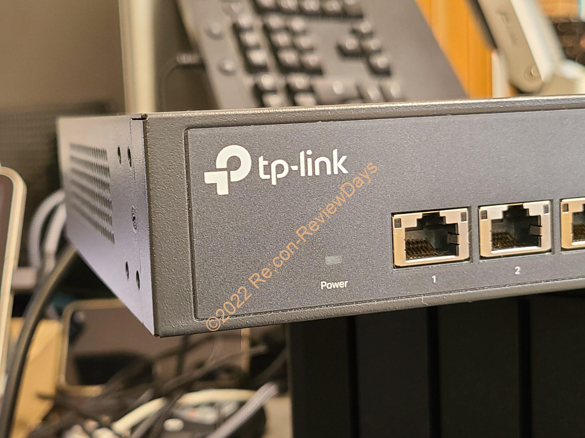 TP-LINK製の10G対応8ポートLANハブ「TP-SX1008」の電源が一切入らなくなりました #TPLINK #TLSX1008 #LANハブ #10G #10Gbps