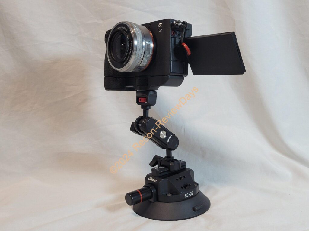 NX350hのカーナビのバグが直っていなかったので証拠撮影用にGoProを窓に固定する吸盤マウンターを購入