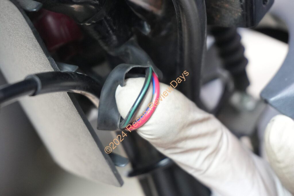 ジャイロキャノピー(TA03)のACC電源の場所をまとめました