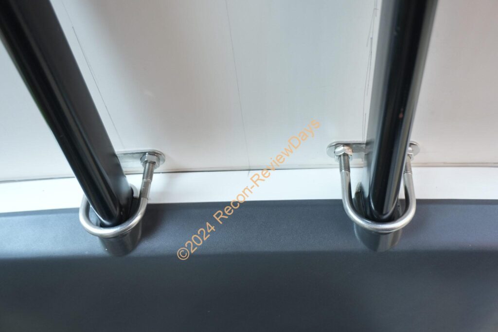 ジャイロキャノピー用のデリバリーボックスにU字金具を追加する