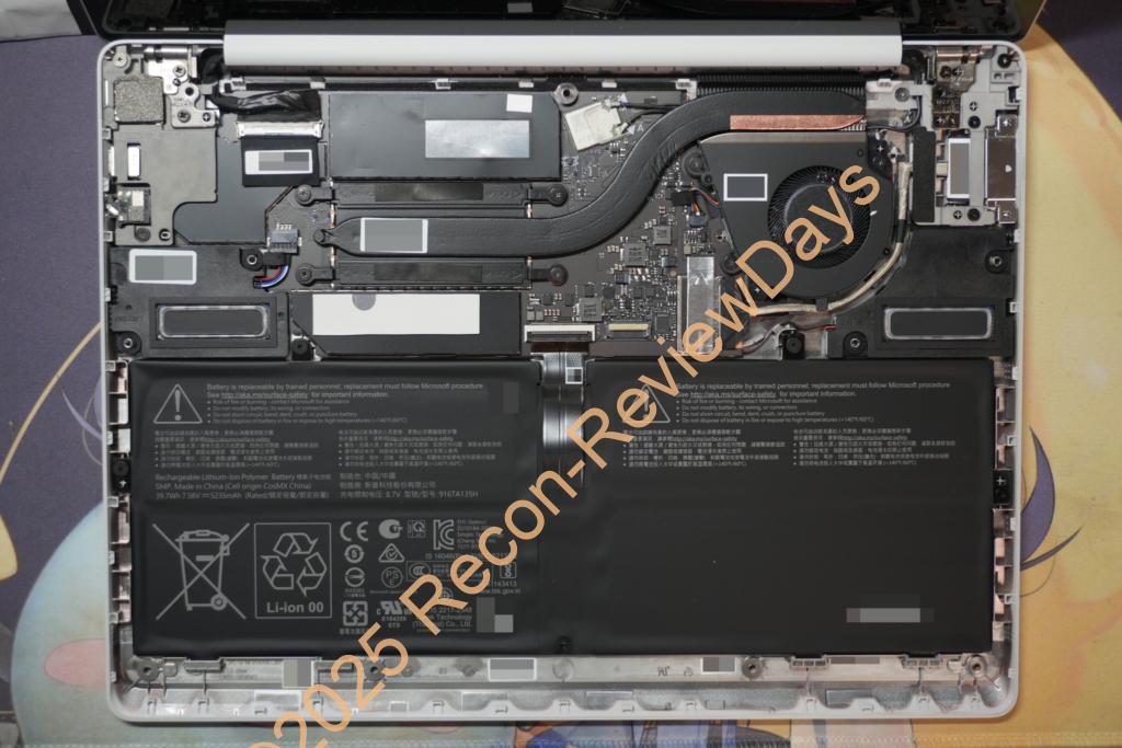 Microsoft Surface Laptop Go 3のUFS 128GBモデルはSSDが交換、増設できるのかチェックしてみた