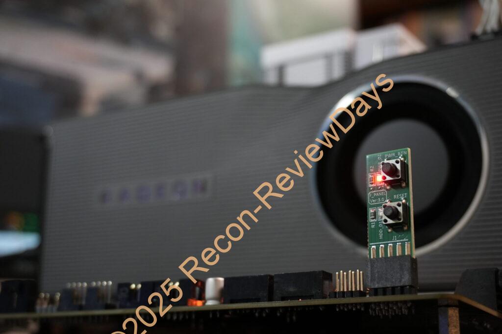 AliExpressで販売されているマザーボード用の電源ボタン、リセットボタンがセットになった基板が超便利すぎる