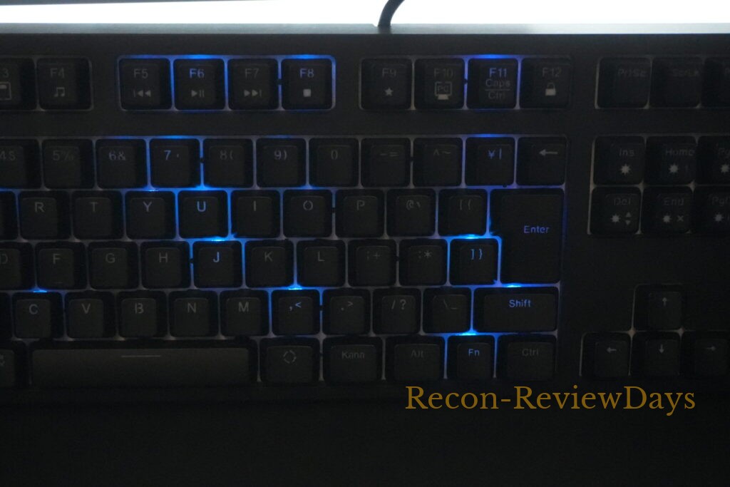追加でREALFOCE RGBを購入したものの、特定のキーのLEDバックライトが消灯出来ない不具合品を掴んでしまった #東プレ #REALFORCE